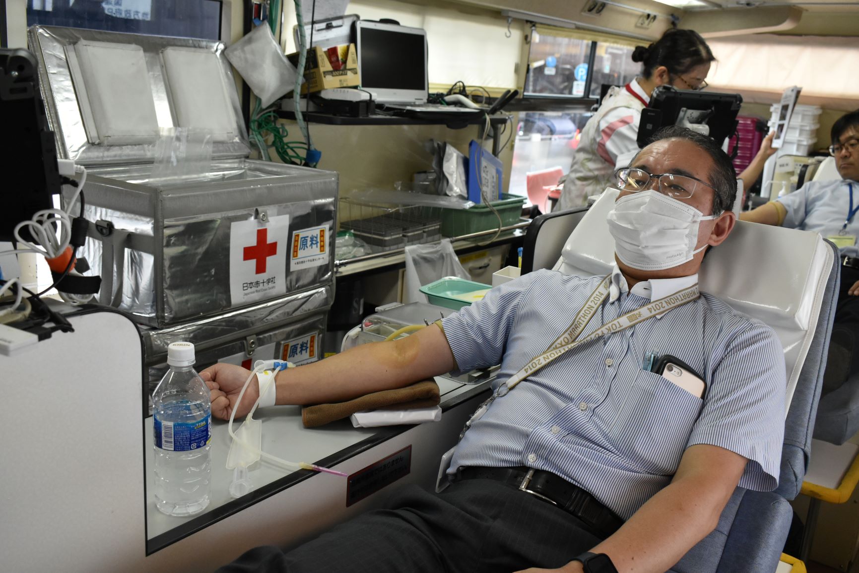 J FE Shoji Group Holds Company Blood Drive