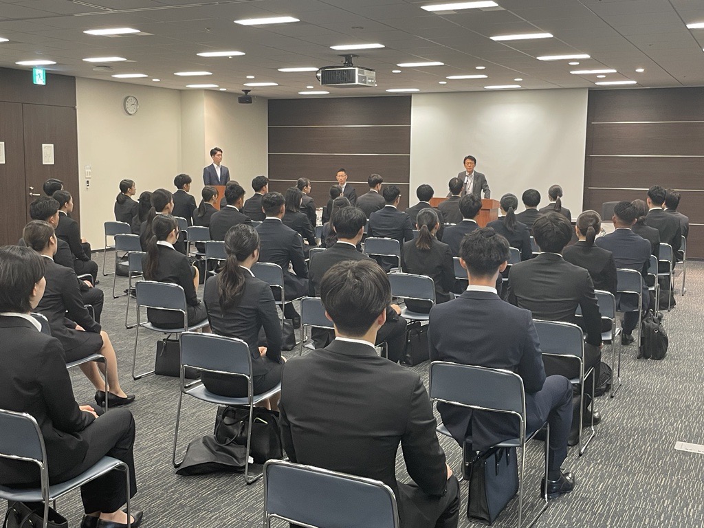 JFE Shoji Holds Job Offer Ceremony