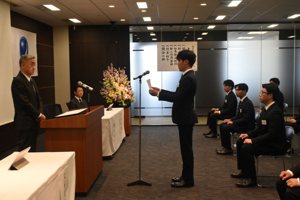 JFE Shoji Holds FY2024 Company Entrance Ceremony